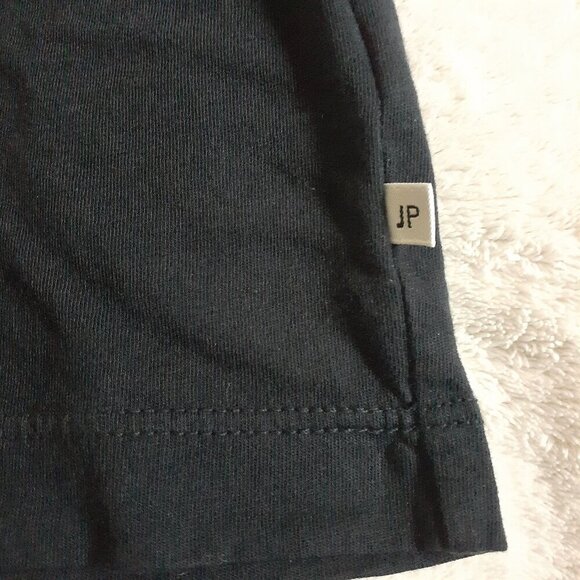 James Perse Men's Size Large (3) Dark Navy V Neck 100% Cotton T-Shirt - Picture 4 of 7